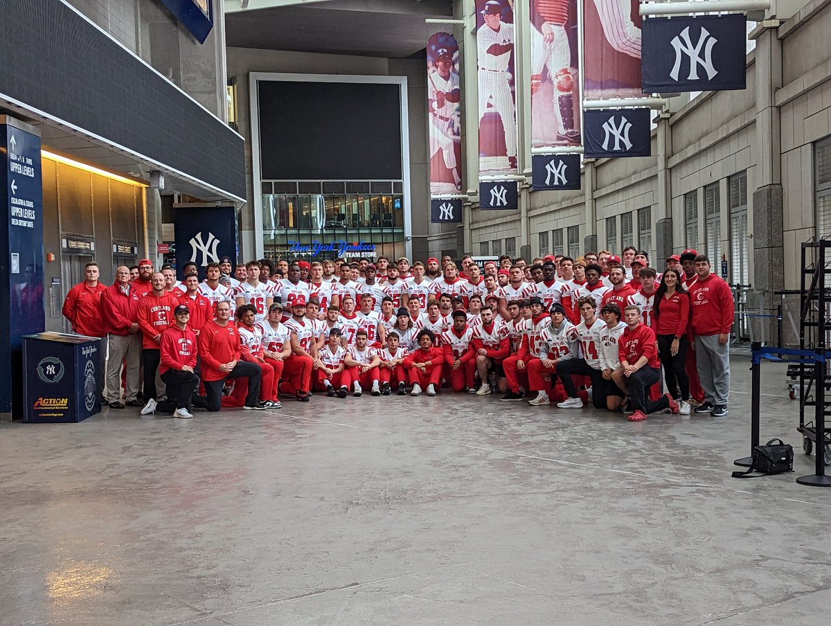 RedDragonPride's tweet photo. The Red Dragons are in NYC, and while the weather canceled the scheduled walk-through, the team was still able to move into its locker room and get a tour of Monument Park. Kickoff tomorrow at 12:05 p.m.!! #d3fb https://t.co/1D1Ab4KFC0