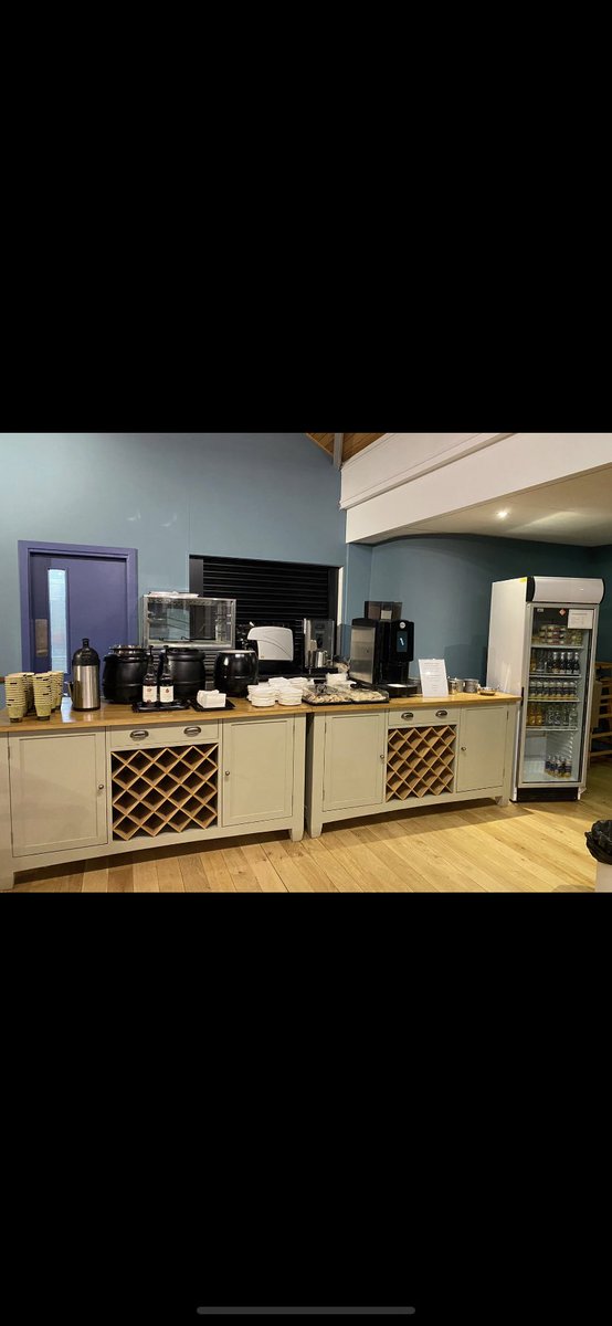 mertynabbot's tweet photo. Back home from catering a Christmas market launch at #OrielMon Early start tomorrow offsite for another all day job! #CoffeeHut #CwtCoffi #Llangefni 
Open for Great coffee ☕️ Freshly made sandwiches salads and tasty hot snacks to eat in &amp; takeaway 😋😋 https://t.co/d3Hmd3xqSC