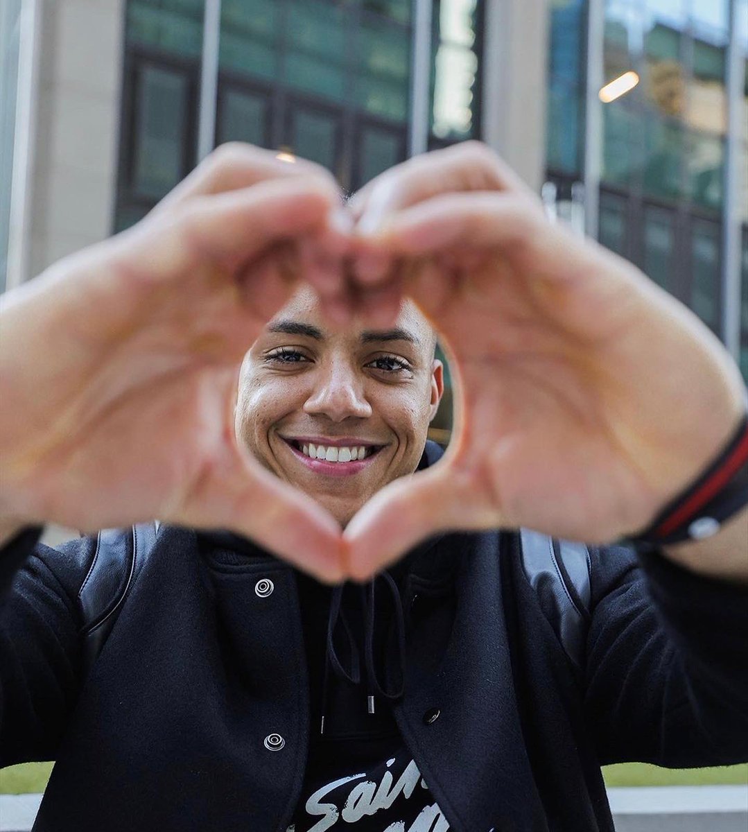 Protrending's tweet photo. #WorldSeries champ and MVP #JermeyPena stopped by the MLB offices while out and about in #NYC styling in #SaintLaurent with some J’s on his feet. 
#protrending #stylelikeapro #mlbstyle
(📷 @majorleaguelife) https://t.co/890wcwYtAS