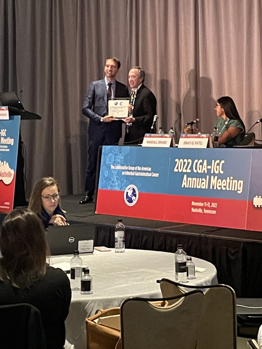 Happy to see our work from @MyUniSR awarded the Tom Weber Research Scholar Award at the #CGAIGC22 meeting. Thanks @ColonCancerFdn and @CGAIGC !