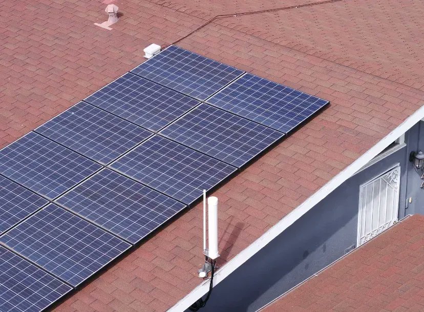 jagindustrials's tweet photo. Drone shot of a hilltop residential rooftop @Baicells 436Q install in San Diego  @jagindustrials  @helium  @CalChipConnect  #JAG #30daysofJAGinstalls
#Helium #5G https://t.co/TGfHs9Rsvi