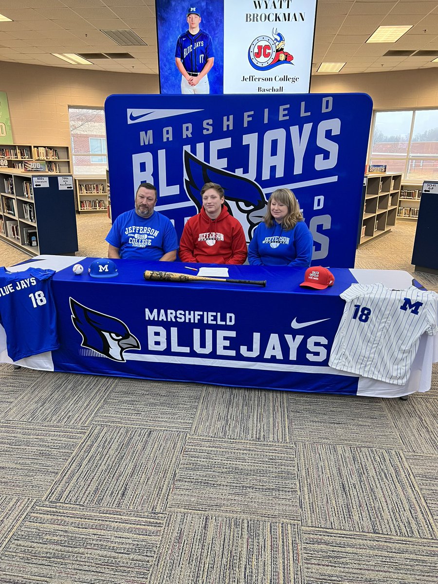 Congratulations to <a href="/WyattBrockman/">WyattBrockman</a> on signing his NLI with Jefferson College today! Very proud of him and excited to watch him this spring! Going to be a fun season!! #MIM