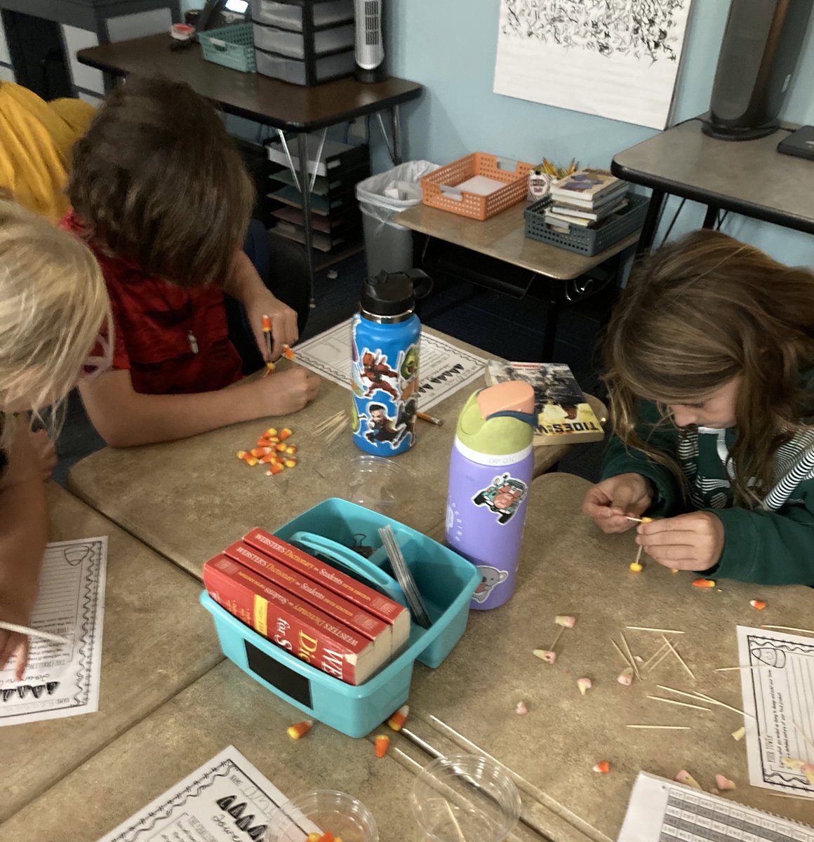 OHE3rd's tweet photo. The cold rain didn’t keep these 3rd graders from having a fun Friday! Multiplication Bingo with the Principal, Jazz Workshop, and a STEM Challenge! It was a great day! @OakHillElem https://t.co/n8NUbvAo1s