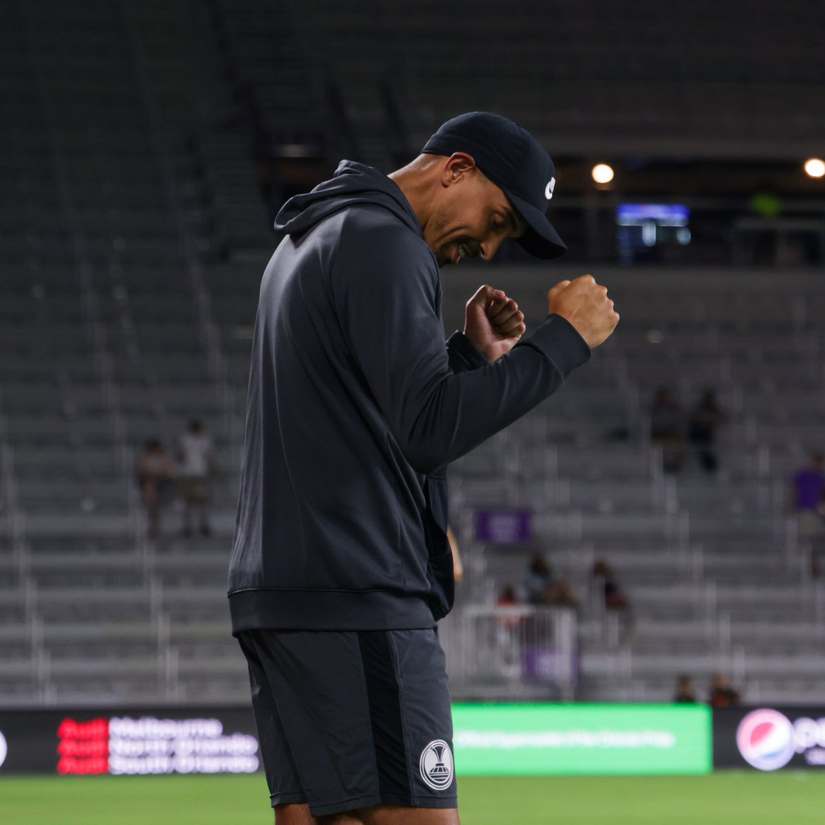 ORLPride's tweet photo. Home is where the 💜 is

@seb_38 | #PrideOfOrlando https://t.co/rNC3HvDFTM