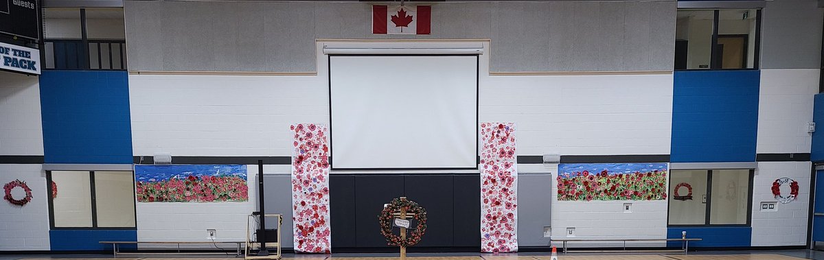 Beautiful collaborative murals created by the students <a href="/DesmondHDSB/">Viola Desmond Public School</a> &amp; facilitated by the talented <a href="/AFergusonsclass/">Angela Ferguson</a> for Remembrance Day.