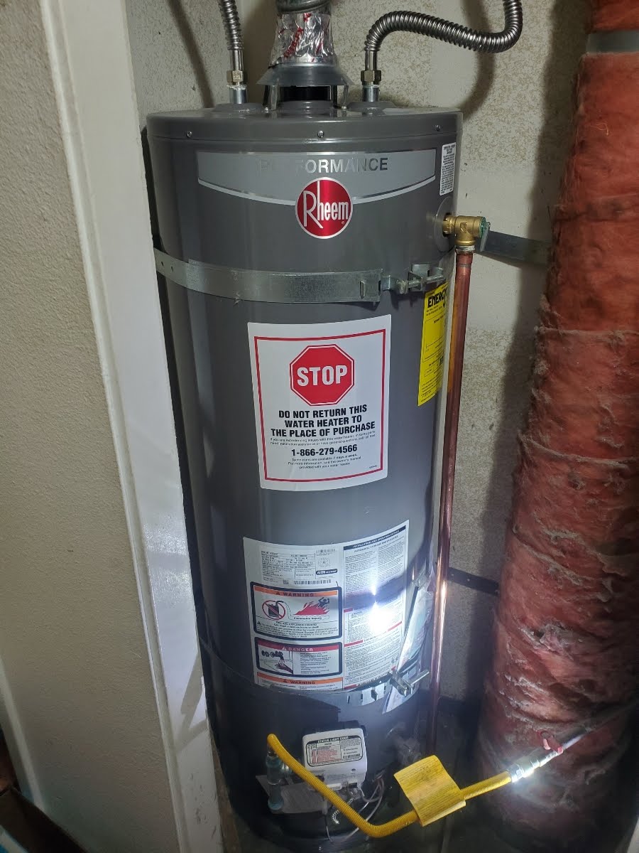 Stay warm this fall! 🍂🚿
We offer water heater installations and replacements. Call us today with any questions!
☎️650-589-4855