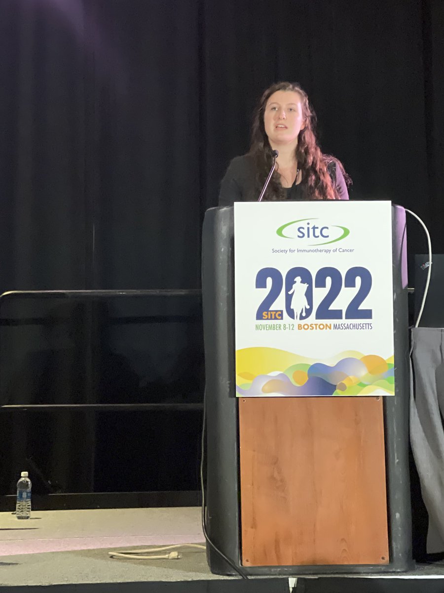 💥Cheers to ⁦Anna Cole <a href="/AnnaCamille98/">Anna Cole</a> in ⁦<a href="/PaulosLab/">Paulos Lab</a>⁩ ⁦<a href="/WinshipAtEmory/">Winship Cancer Institute of Emory University</a>⁩ on her exceptional talk on the unexpected role of host B cells on augmenting adoptively transferred Th17 cells⁩ against melanoma ⁦<a href="/sitcancer/">Society for Immunotherapy of Cancer</a>⁩ #SITC2022!