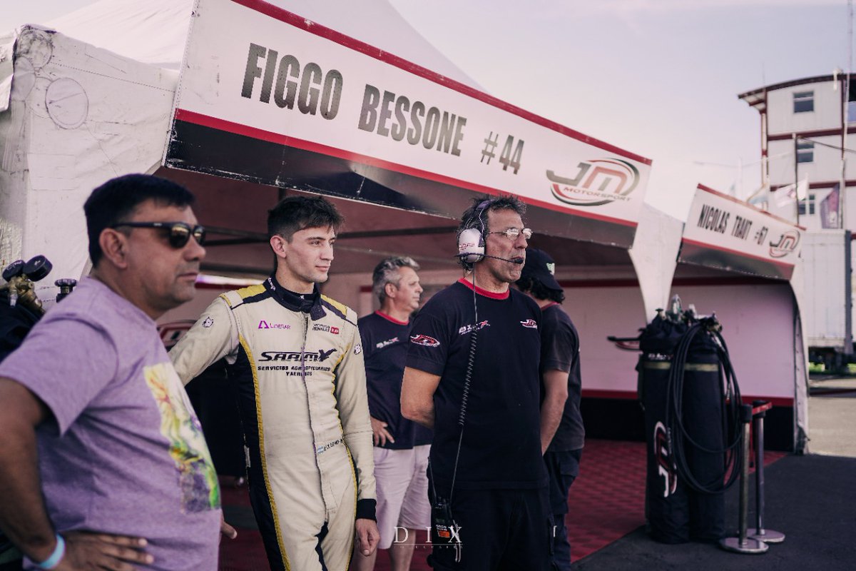 #TC2000Concepcion 1-2 del JM Motorsport en los entrenamientos de hoy, liderado por Mateo Polakovich delante de Figgo Bessone.

📷 DIX

<a href="/SuperTC2000/">TC2000</a> <a href="/JuanjoMonteOk/">Juan Jose Monteagudo</a>