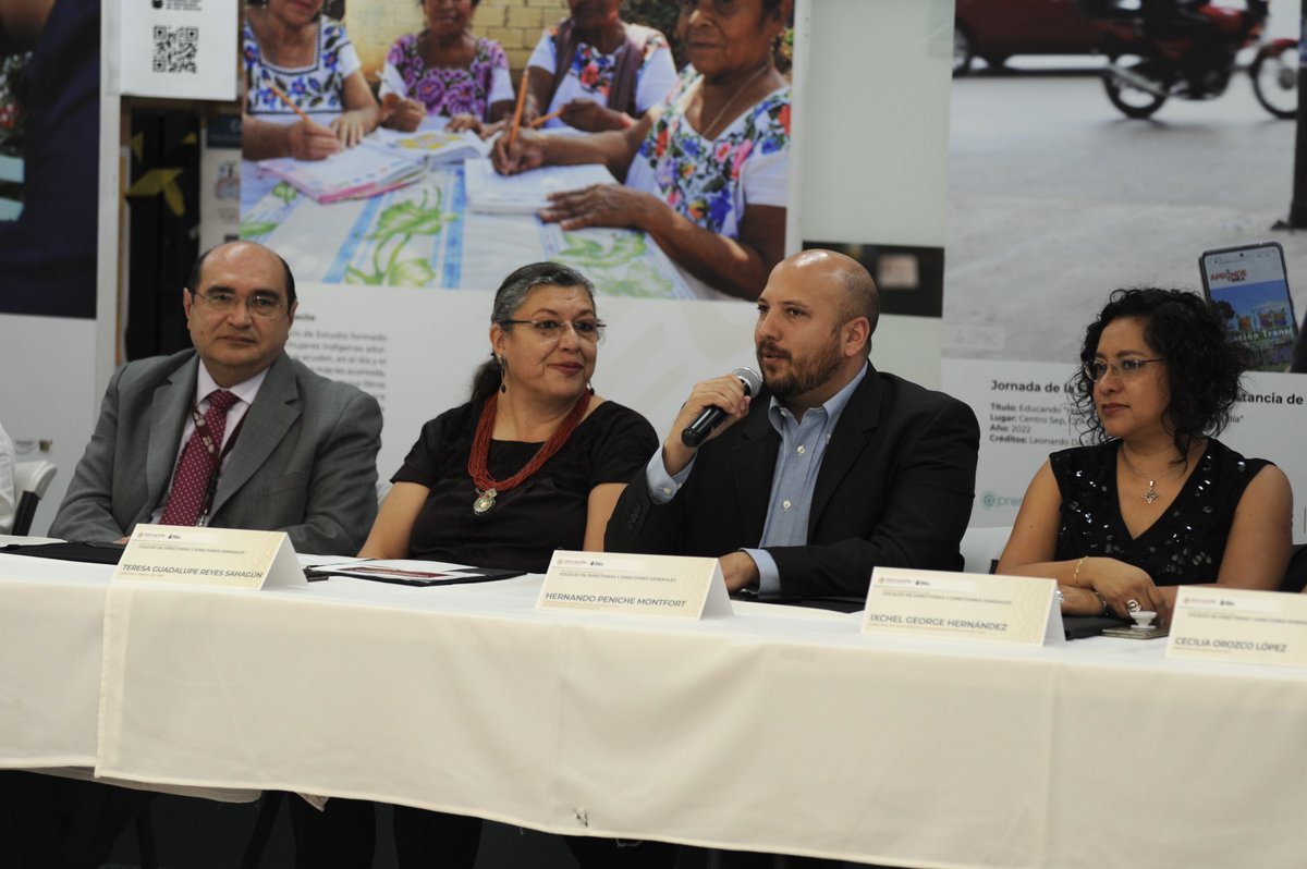 INEAmx's tweet photo. 📌 Entre los IEEA y Unidades de Operación establecemos las bases para la operación del Modelo de Educación para la Vida AprendeINEA 📲 y construimos acuerdos de trabajo para el cierre del 2022 e inicio del 2023. 👏🏻 https://t.co/D1pd03Pb8m