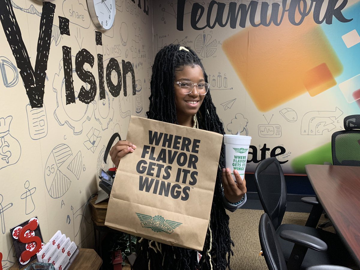 w_russell1914's tweet photo. This week’s “Caught You Being A Longhorn” Scholars earned a private WingStop lunch.. Congratulations Longhorns! #FlagshipMentality @WhittShay @roseknowsmath @JeremyTaulton https://t.co/JMDXj0kcvv