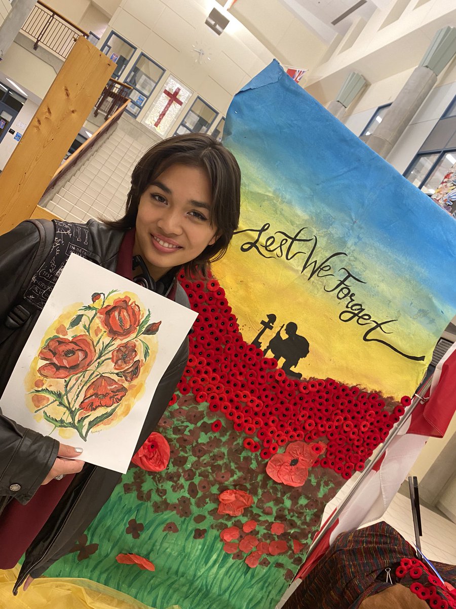 SACHSArts's tweet photo. On this Remembrance Day, we reflect on the courage of those who fought for our freedom. Praise God for the privileges we experience in Canada, and pray for those around the world who do not have the same rights and freedoms. @STAUpdates @YCDSB #RemembranceDay https://t.co/UFGUES631K