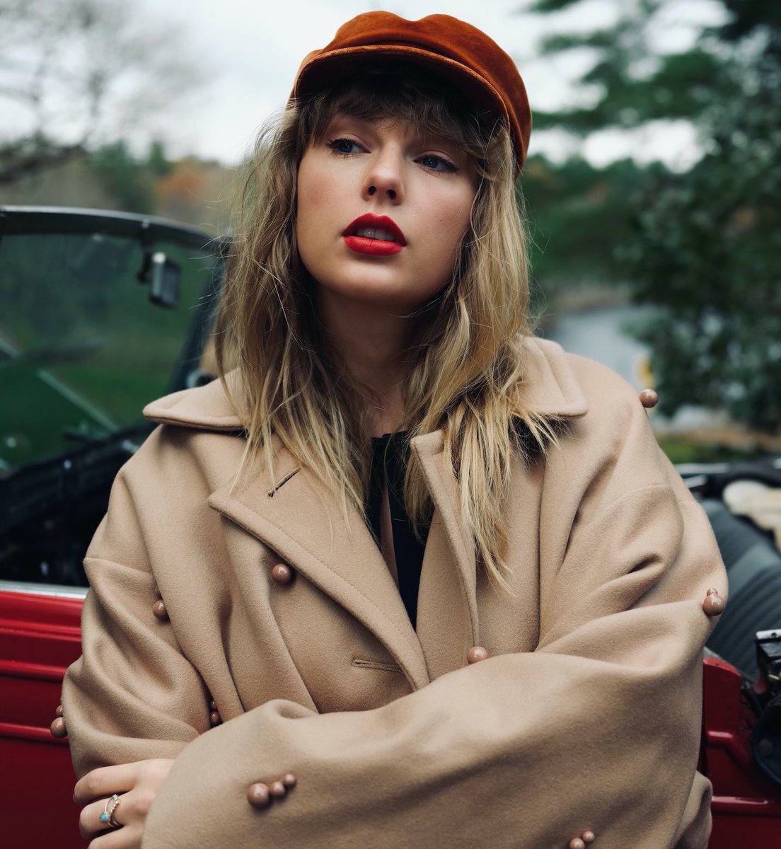 PopBase's tweet photo. One year ago today, Taylor Swift released ‘All Too Well (10 Minute Version).’

The extended version of the most critically-acclaimed song of her career saw new peaks. It became the longest song to ever top the Billboard Hot 100 and spawned a universally-acclaimed short film. https://t.co/leH0RRo08Y