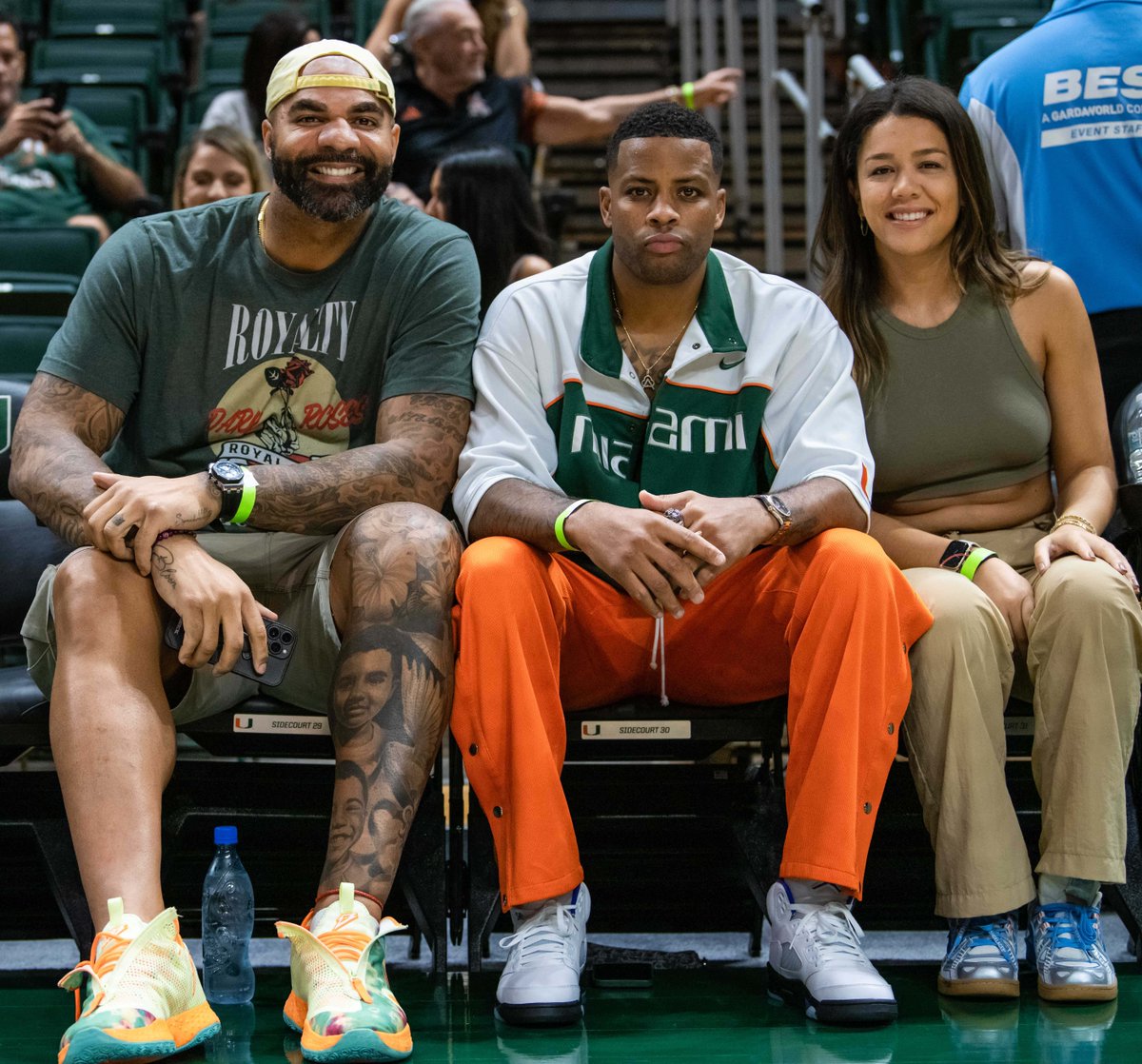 CanesHoops's tweet photo. Two of the best in @accmbb history in the building tonight!

@MisterCBooz 
@JackMcClinton 🙌 https://t.co/WBwweaRalV