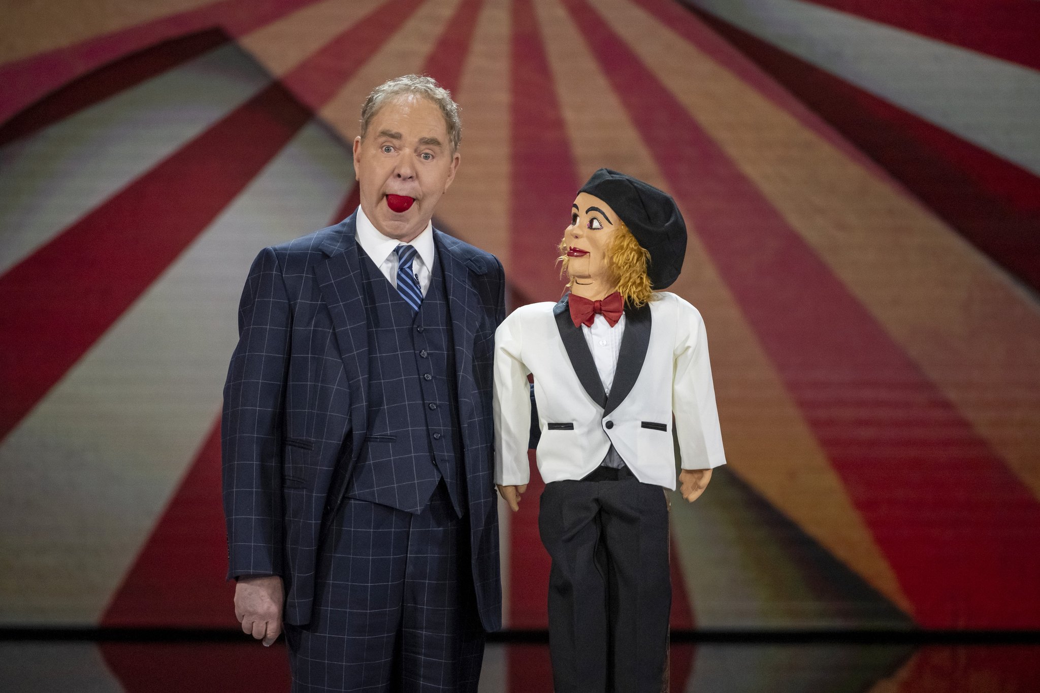 DCD Rights Ltd on Twitter "🚨Tune into the CW 8.00pm EST 🚨for the latest episode of Penn and