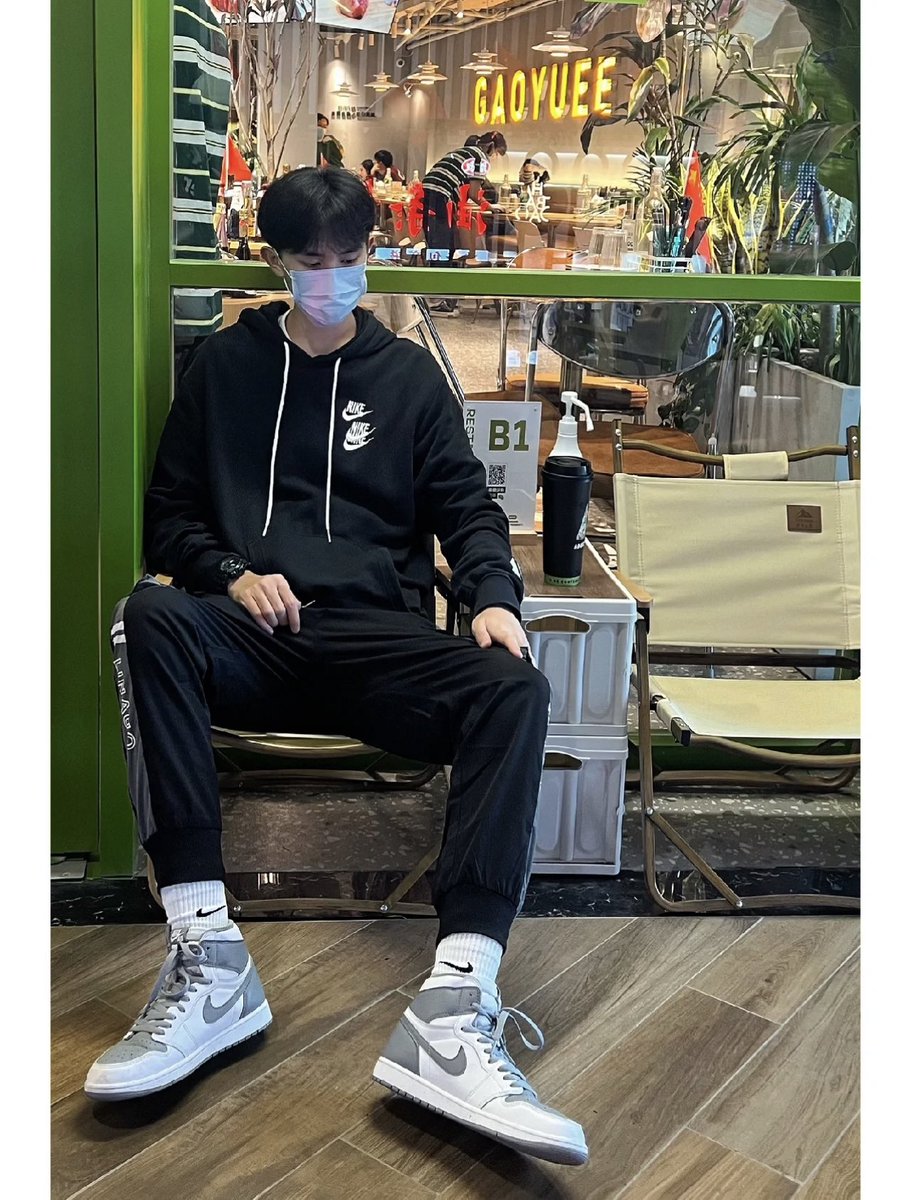 91sam33's tweet photo. 喜歡我的話 想對我如何處置 底下留言 https://t.co/IRe6YMr8sb