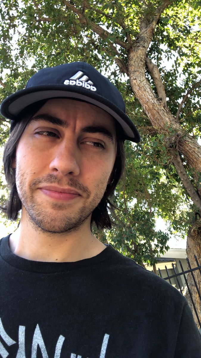 evdupell's tweet image. New album is coming 2023 for those of you who actually follow me 🤝 #music