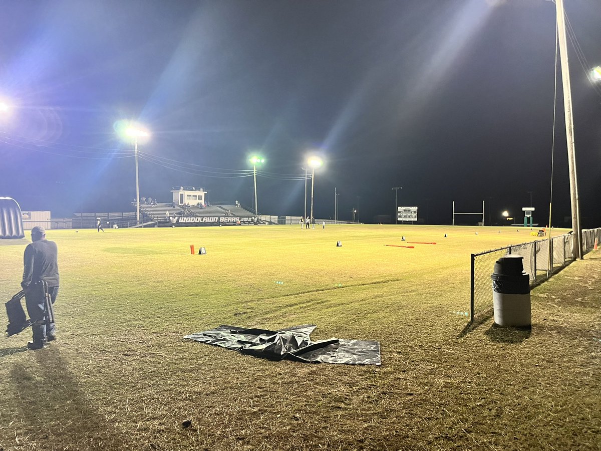 Arkansas8man's tweet photo. It’s round one of the playoffs and we’re here tonight at Woodlawn as the Bears face the Brinkley Tigers for a shot at the semifinals! Updates to come.

#Arpreps https://t.co/qYXZPsSwt8
