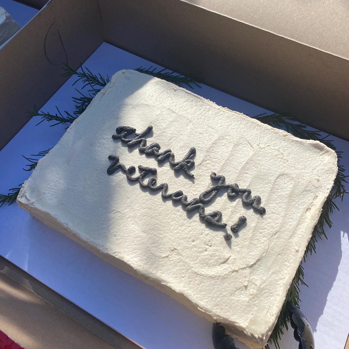 WeGrowGood's tweet photo. We harvested lettuce for the shelter’s kitchen, painted a mural thanks to the help of Perla Gallegos of Superlative Signs, and ended with a fantastic farm meal thanks to Mort &amp; Betty’s Vegan Deli including a #Veterans Day cake! https://t.co/Ue0G6XuAZP