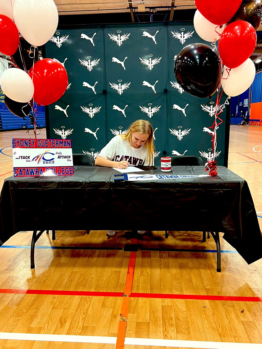 1of1PrepWBB's tweet photo. Officially Official✍🏽
@1of1PrepWBB 

Congratulations to Tatum Bowen &amp; Sydney Gueterman on the #NLISigning to @LRUWBB and @catawba_wbb respectively⚪️🔴

#NotFromHere https://t.co/ZwLvdqBJTQ