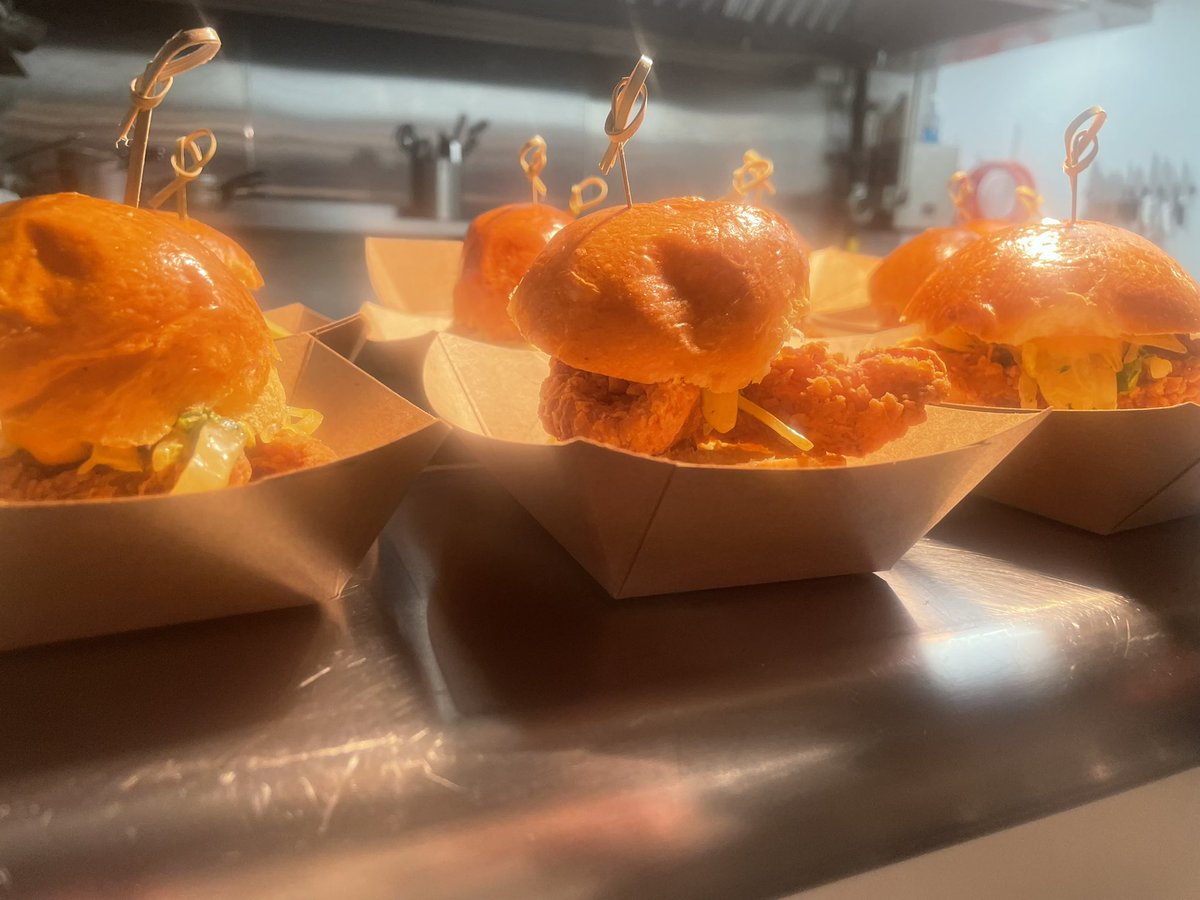 kerathink's tweet photo. Hey, Thinkers!
The doors are now open at Think & Drink. Here is some of the food @MasterChefTD prepared for us! #kerathink https://t.co/6SejsMxGbV
