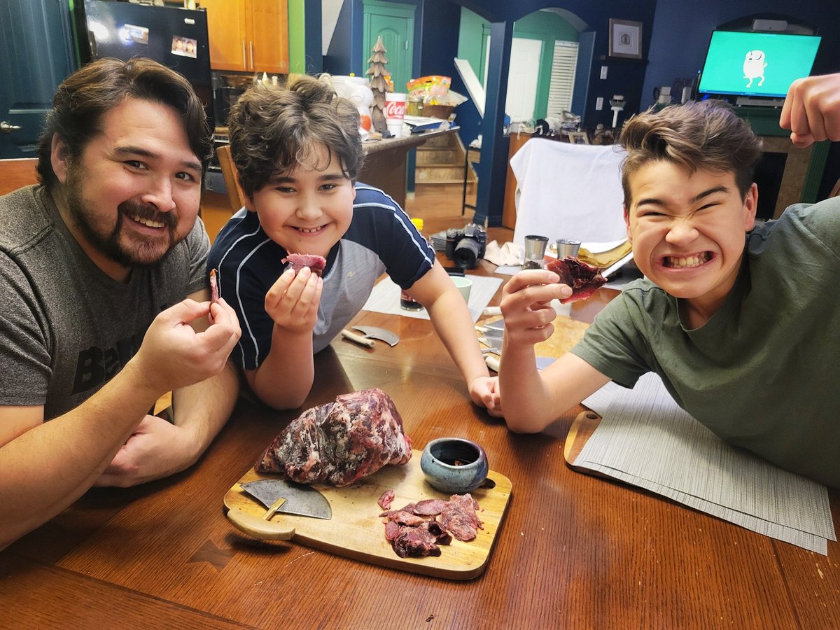 art_inuk's tweet photo. Best no-bake meal ever! Frozen caribou or tuttu quaq. Very big thank you to my brother in law Robert Karetak for hunting and sending it to us. Bonus points if you can tell what we're watching in the background haha. https://t.co/kYZeWemHtV