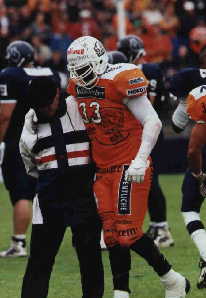 LegendsEurope's tweet photo. Elzie Anderson  Defensive End of the @NYerLions  1990's https://t.co/xshzSoxWI8