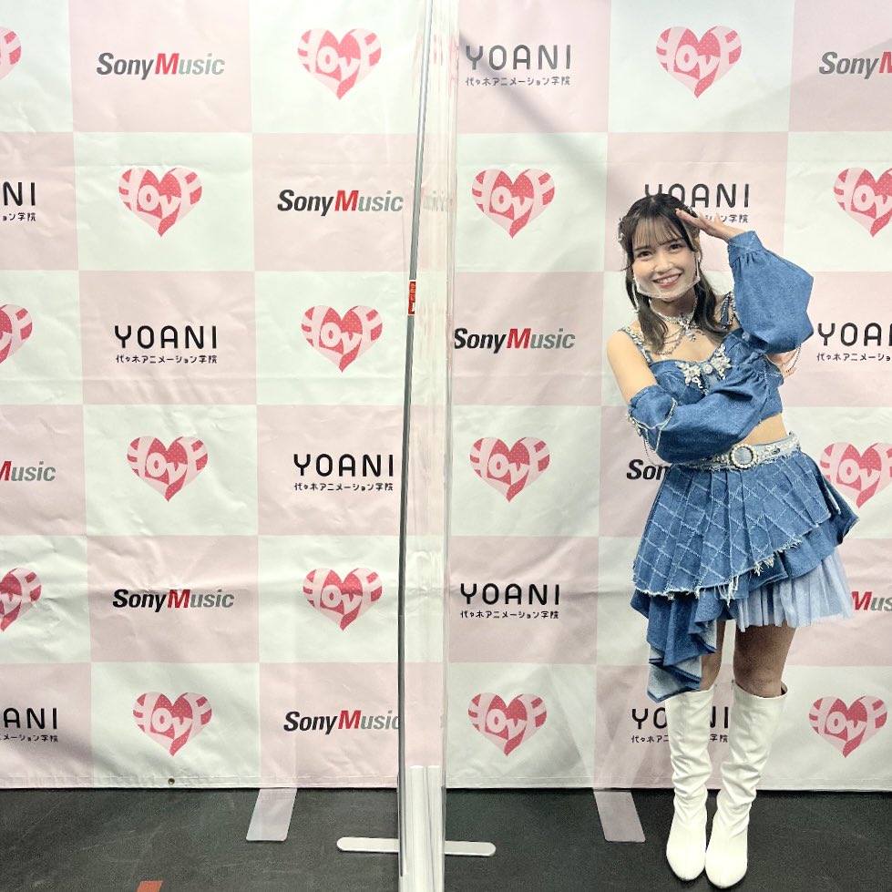 LOVE 個別撮影会 vol.8 「Be Selfish」 ピンク色〜ハートは2人でつくr
