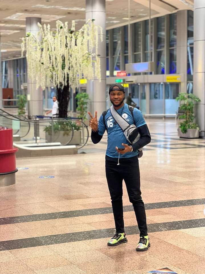 RiversUnitedFC's tweet photo. On board ✈️

Peeeeeeeace 🏳️

Thank you Abuja 🇳🇬 https://t.co/j7TxSie2yC