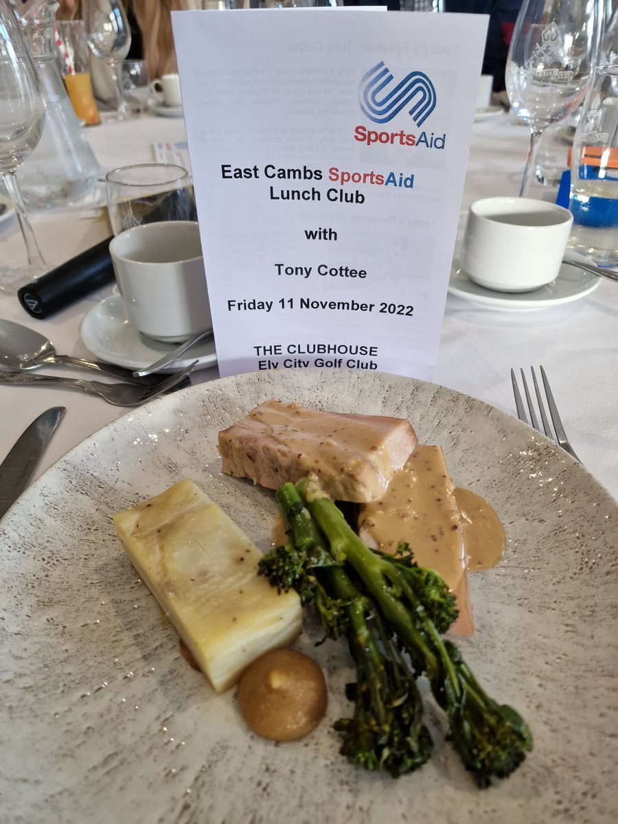 MarkOrmerod1's tweet image. Another fab @SportsAidEast lunch raising funds for Para Athlete, Goalball player &quot;Mr Rapido&apos; @JoeRoper98. Along with an inspirational talk, reminding us, it&apos;s all about the size of the fight in the dog, from @TonyCottee9. A great way to end the week #TrusteesWeek2022