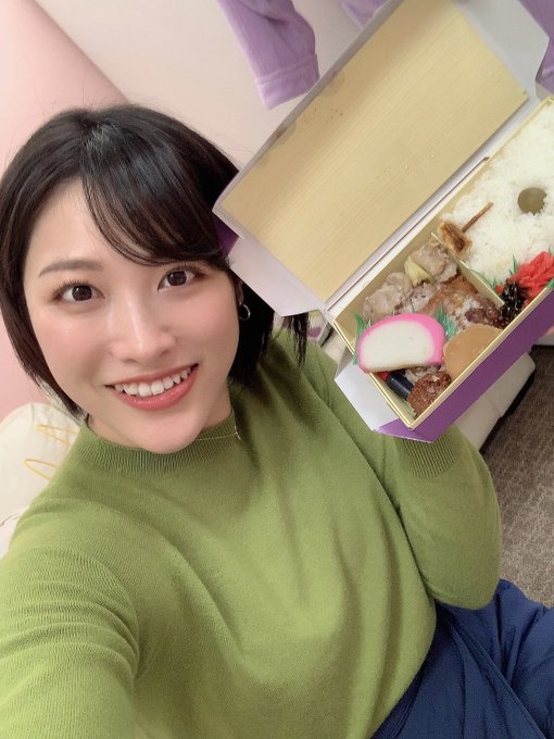 鳥久の特製弁当,美味しくいただきました🥰  高校生の時から好き！ほんと飽きない😆👍  KIELO COFFEE飲んでる～⋆⸜🧡⸝&zwj;⋆ https://t.co/Rb73OrQHCA<a href="/tag/coffeebreak"class="tags"><span>#coffeebreak</span></a>