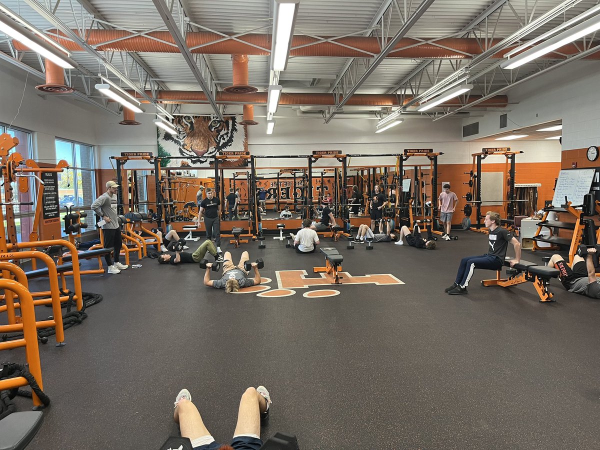 Fenton Baseball tweet media