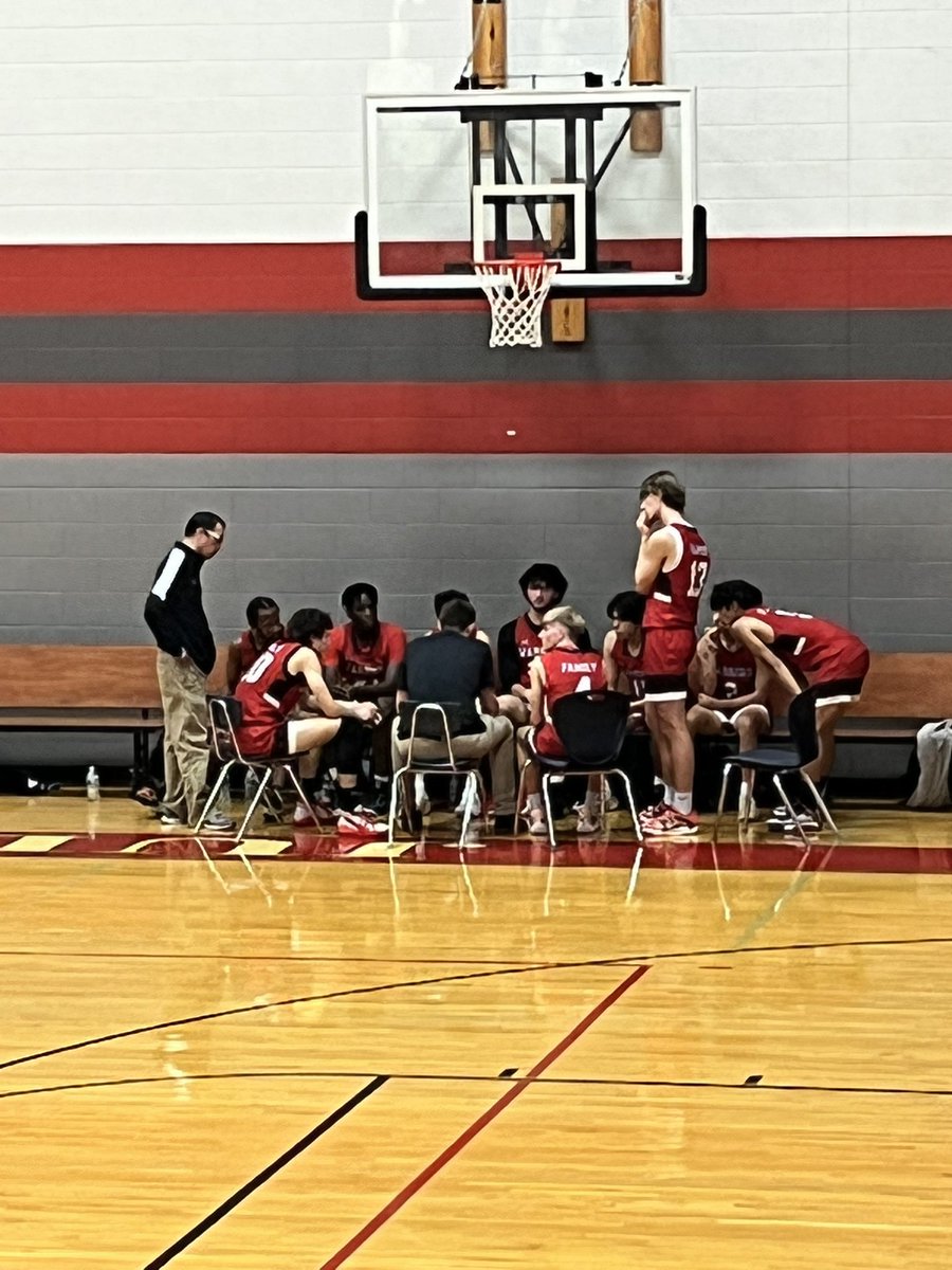 VWHSBasketball's tweet photo. Good opening day @AlamoCityHoops1 We lost the first against a tough Stratford team but pulled out a win against El Paso Franklin 58-55. First game tomorrow at 12:30pm at Judson HS. https://t.co/jenzXCbCbr