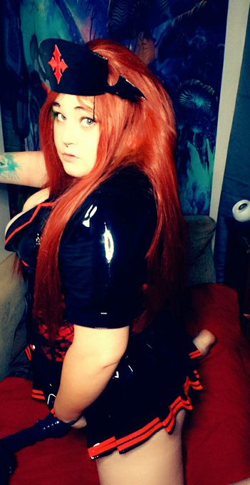 Just noticed my gas mask bong is perfectly placed to look like a possible dildo 😅 https://t.co/u3ExH<a href="/tag/plussizemodels"class="tags"><span>#plussizemodels</span></a><a href="/tag/curvymodels"class="tags"><span>#curvymodels</span></a><a href="/tag/onlyfans"class="tags"><span>#onlyfans</span></a>