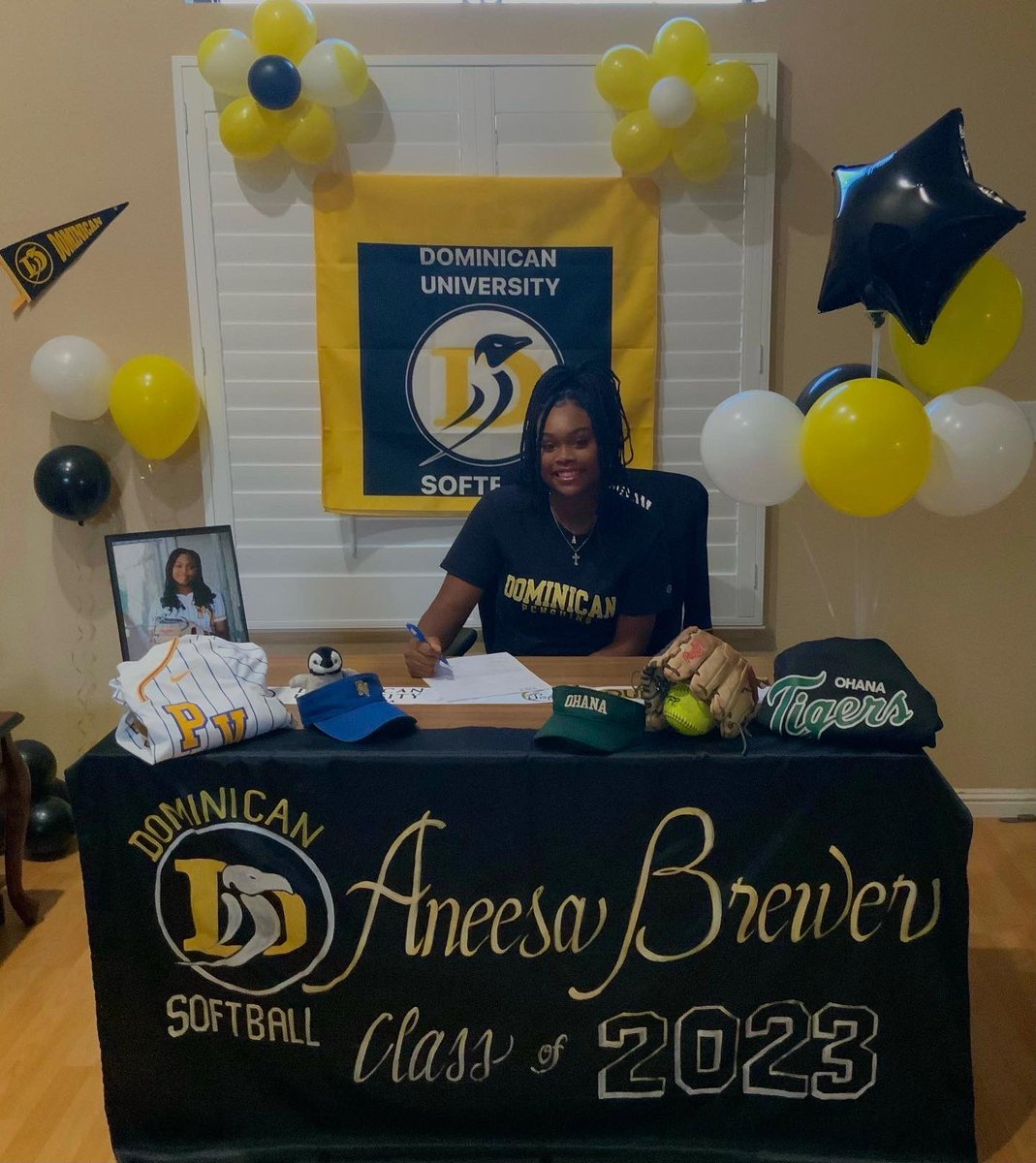 Today I signed my NLI .. It’s official I’m a Dominican University of California penguin 🐧💛🖤<a href="/dominican_sb/">Dominican Softball</a> <a href="/NorcalOhana/">norcal.ohana.tigers</a> <a href="/westcoastpreps_/">West Coast Preps</a> <a href="/tagupSoftball/">tagup</a> @Los_Stuff <a href="/IHartFastpitch/">I❤️Fastpitch</a>