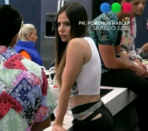 gh2022clips's tweet photo. POR FAVOR lo hermosa que esta Romina, es la mas potraaa
#GranHermano2022 #GH2022 #GH22 #GH2002 https://t.co/1C5c8l0bF5