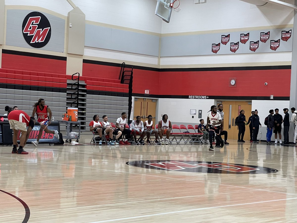 What a fun Night. Thank you <a href="/GroveportGB/">Groveport Madison Lady Cruisers</a> <a href="/CruiserBBall/">GM Basketball</a>  you both always go above and beyond for our community and kids ♥️