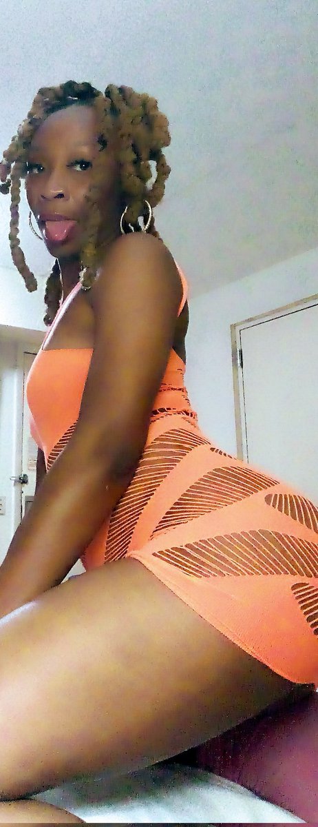 PrettyDAMNBrown's tweet photo. Guess it's time to play a little 🤷🏿‍♀️😜
#subscribe 
#leaked 
#onlyfansbabe 
#onlyfan 
#onlyfansFree 
#OnlyFansmexico 
#onlyfansbabe 
https://t.co/kMB49w34FN https://t.co/IRMmStOoqp