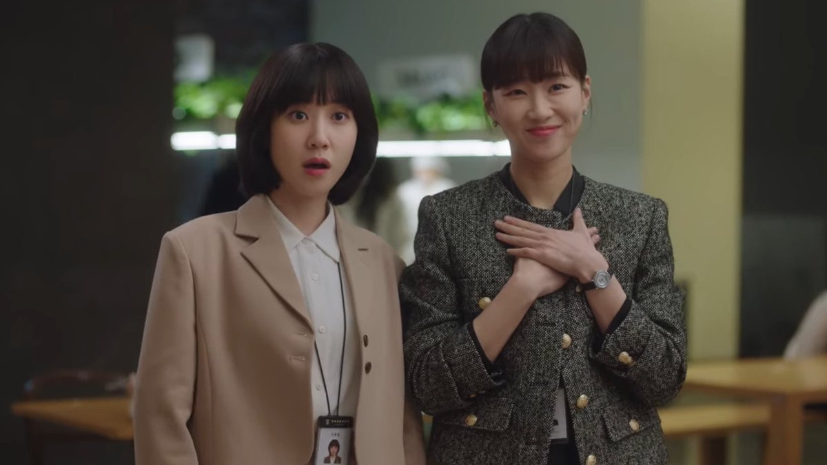 fahmmello's tweet photo. 22. Extraordinary Attorney Woo | tvN (2022)
อูยองอู ทนายความที่มีภาวะออทิสติกสเปกตรัม เป็นอัจฉริยะ ความจำดีเลิศ แต่ต้องพบกับอุ���สรรคด้านการเข้าสังคม 
เรตติ้งคือถล่มทั้งแผ่นดินเกา แต่ละคดีก็แทรกประเด็นสังคมหนักๆ แต่ส่งออกมาให้ฟีลกู้ด รู้จักพัคอึนบินจากเรื่องนี้เลย เก่งมัก https://t.co/ptEWBZpdGL