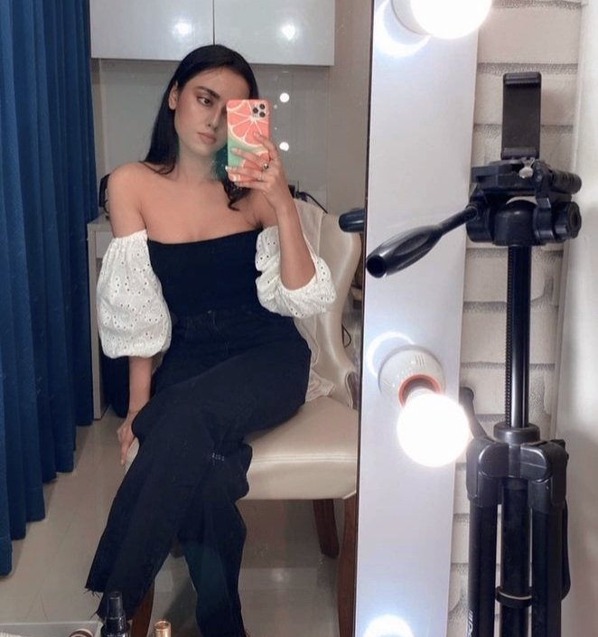 LittleSakshma's tweet photo. Lucky is to have you 🥰
@SakshmaSr https://t.co/MZyFBuOu6J