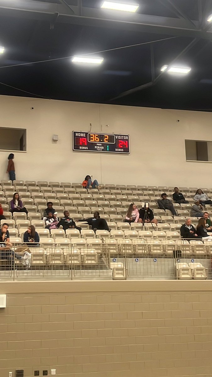 Timeout Prosper, Boswell still down 19-24.  #lockedin. here we come!!!  @BOS_Volleyball <a href="/boswellhs/">Boswell High School</a>