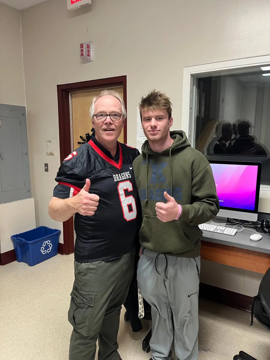 CoachMHendricks's tweet photo. Kingsway 14 Tom’s River North 48
Class of 22’ #NewStandard We are PROUD of you | Tradition: “Once a Dragon, Always a Dragon 🐉” - Great Season | Thank you Seniors #ALLIN @Dragons_AD @KingswayDragons @KingswayYouthFB https://t.co/u3XX6nYFWj