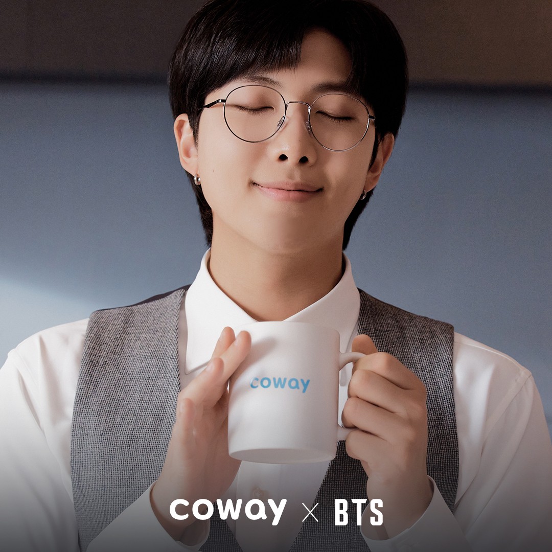 BE7BULLETS's tweet photo. ️️ ️ ⠀
[ #BE7TANTV 📸 ]

Behind-the-scenes of
COWAY X B7TS icon Water Purifier ads🎞️

We will reveal the making-of-film for Coway icon Water Purifier on Nov 18, Coway SNS channels.

#B7TS #ENZO #ARJEY #NAKA #LIEV #JIMON #GEFAN #JEKAA

⠀⠀⠀⠀⠀⠀⠀⠀⠀⠀ https://t.co/srkFMUCEE9