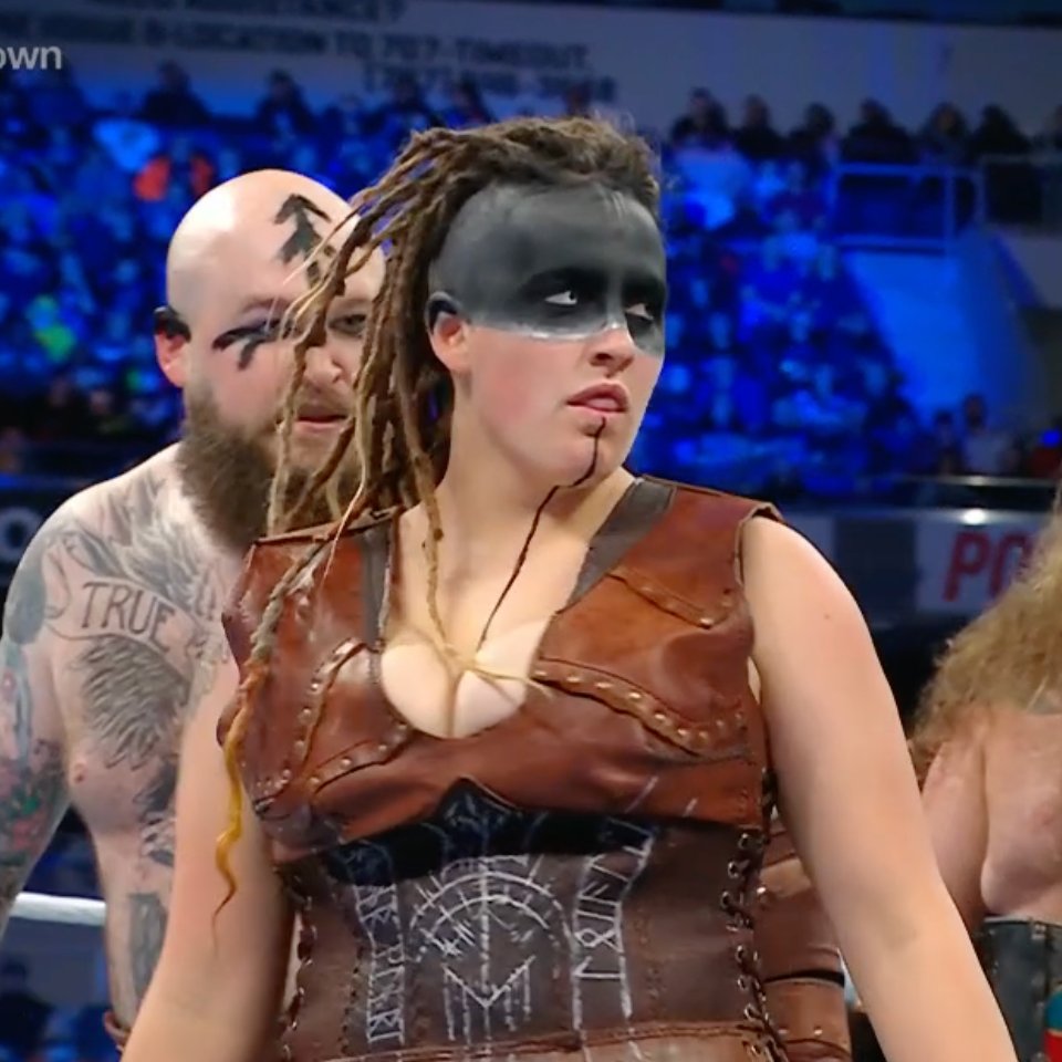 WWE Smackdown: The Usos Make History; Another Superstar Returns 2