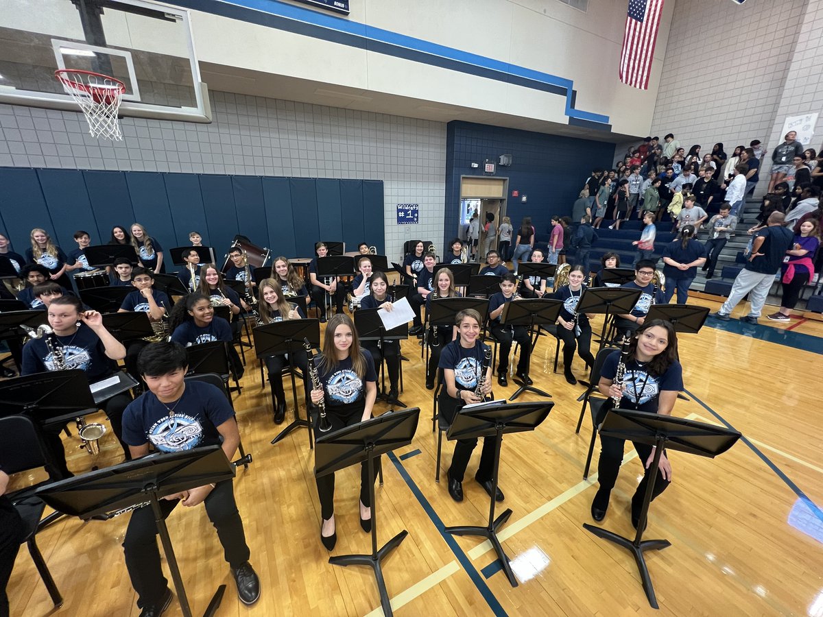 The Honor Band participated in the <a href="/TISDWWJHS/">Willow Wood Junior High</a> Veterans Day program today. Grateful to be asked to take part. Thank you, Veterans!!! <a href="/FineArtsTomball/">Tomball ISD Fine Arts</a>