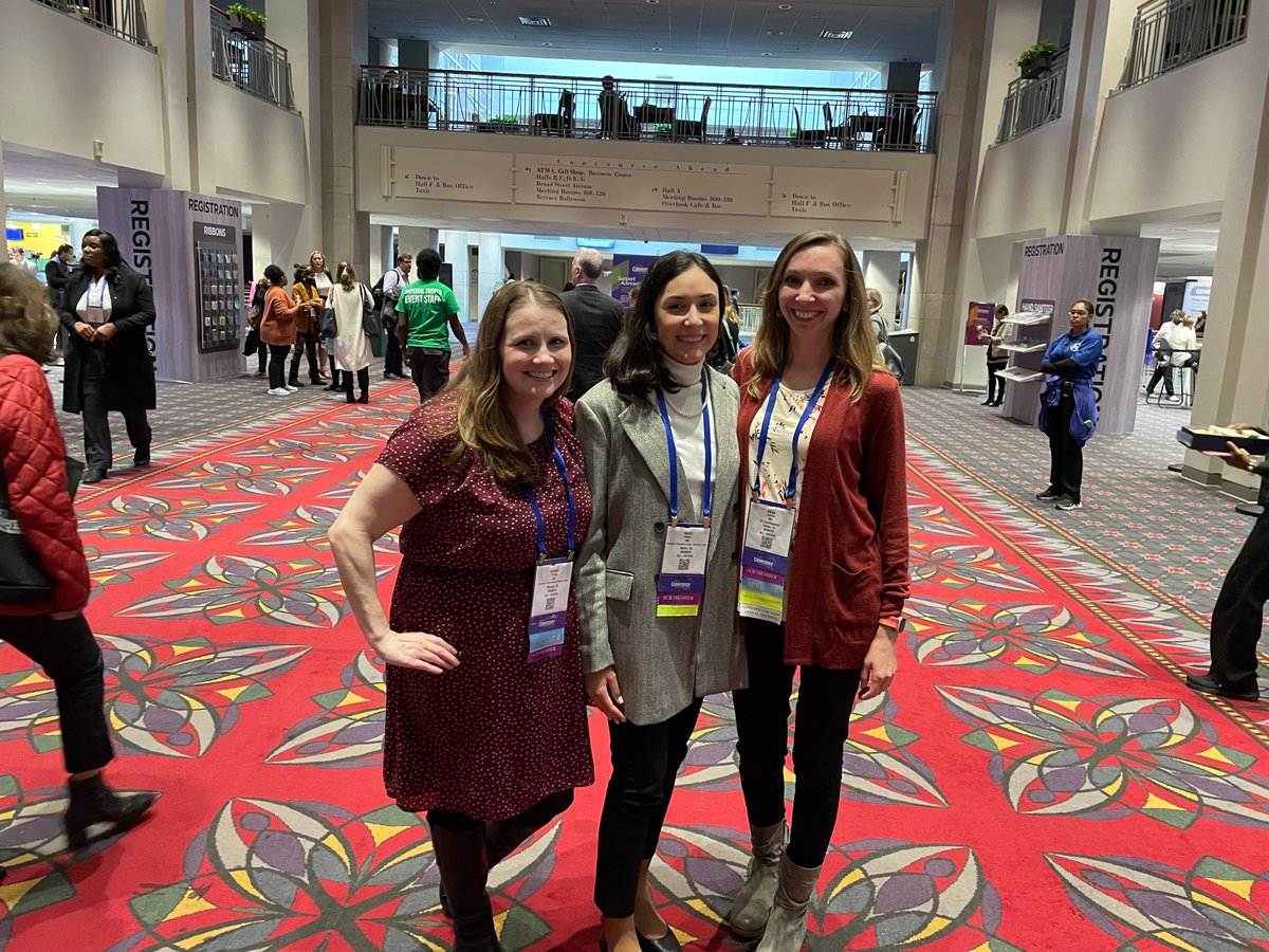 #UTSWRheum former fellow reunion! #ACR22 bringing friends together 🤩 @AdelaCastro222 @kristenyoung