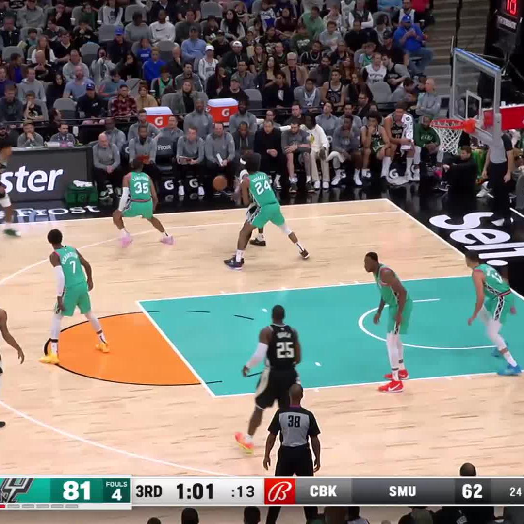Milwaukee Bucks On Twitter Big Bobby Buckets nba-india-on-twitter-rt-bucks-jevon-in-the-starting-lineup-tonight