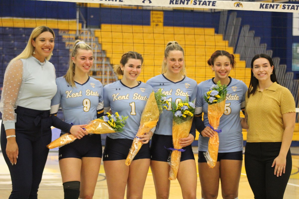 KentStVball's tweet photo. 𝙏𝙝𝙖𝙣𝙠 𝙮𝙤𝙪 seniors for 4 memorable seasons! 

#GoFlashes x #FlashesForever https://t.co/ZlvDtK8kO2