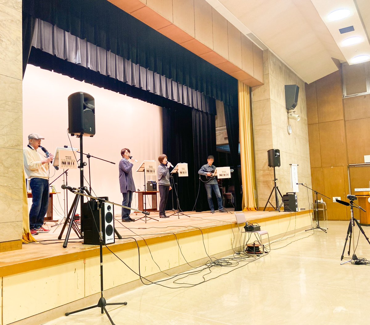 sakura_chuokou's tweet photo. #音楽祭 も中盤です♫♪
詩吟から、ウクレレ、そしてカレッジ生が組んだバンドなど、音楽の種類も様々ですが、みんな音楽が好きで、ステージで披露することを心から楽しんでくださっています(o^^o)

#友吟会
#さくらウクレレバンド
#NOUT https://t.co/z7L5xEZcM4
