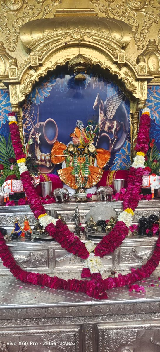 KapilShrimali's tweet photo. श्री सांवलिया सेठ की जय (आज के दर्शन) 12 नवंबर https://t.co/TZbZDXdRJn