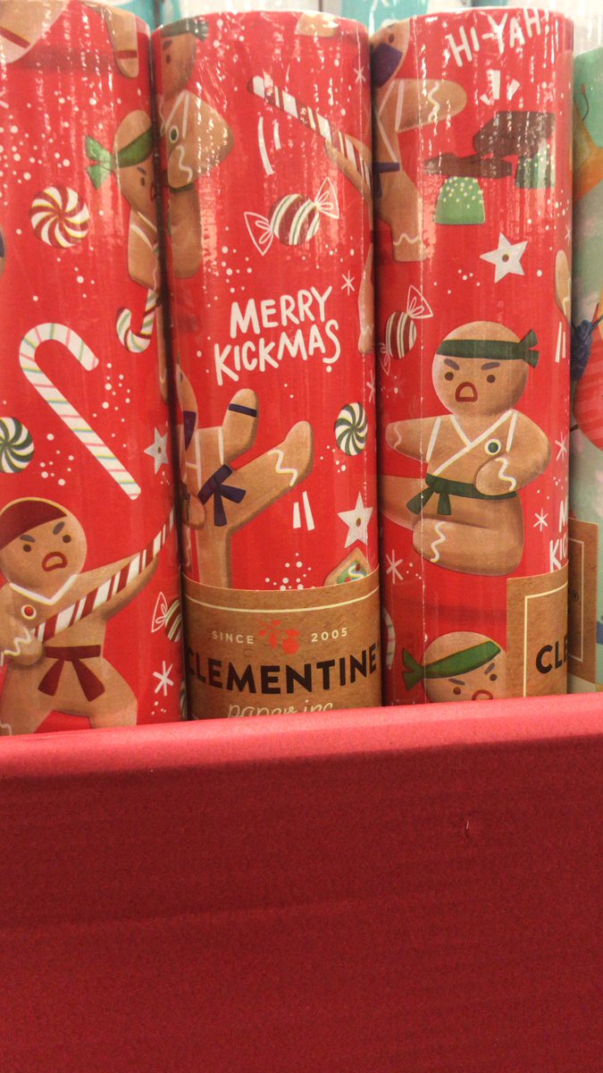 seblime88's tweet photo. @redlettermedia are you guys getting into the wrapping game? https://t.co/ZdpPZFjepj